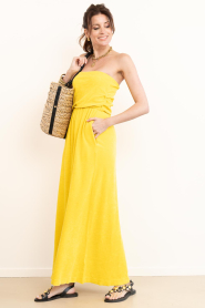 Speezys |  Terry strapless maxi dress Fien | yellow | Picture 3