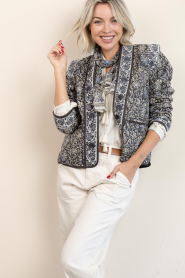 Maison Hotel |  Padded jacket with embroidery Sugata | blue | Picture 2