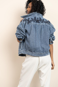 Maison Hotel |  Denim jacket with embroidery Wesley | blue | Picture 8