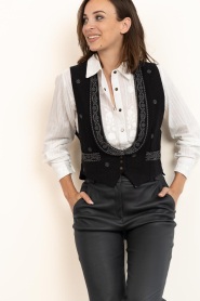 Maison Hotel |  Waistcoat with embroidery Lupita | black | Picture 4