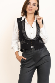 Maison Hotel |  Waistcoat with embroidery Lupita | black | Picture 6