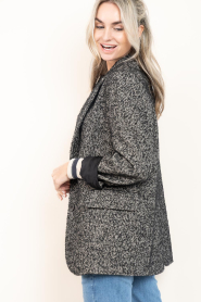 Maison Hotel |  Herringbone blazer Dora | black | Picture 6