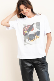 Elite Paris |  Boxy T-shirt with print calling | white | Picture 6