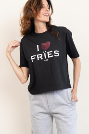Elite Paris |  Cropped T-shirt with print Fries | black | Picture 7