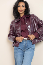 ba&sh |  Faux patent leather jacket Meelos | bordeaux | Picture 2