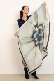 Moment in MAY |  Shawl with print Amsterdam | natural | Picture 4