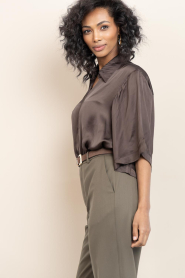 Est'Seven |  Satin blouse Alijah | dark brown | Picture 6