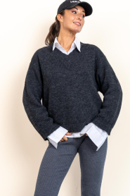 American Vintage |  Sweater with V-neck East | grey | Picture 6