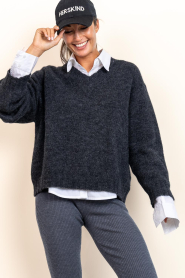 American Vintage |  Sweater with V-neck East | grey | Picture 2