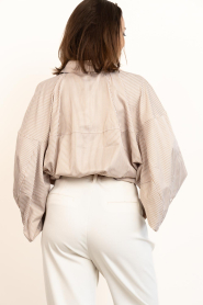 Est'Seven |  Striped blouse Annabeth | beige | Picture 8
