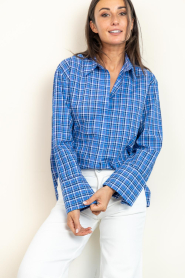 Co'Couture |  Cotton checkered blouse Angelica | blue | Picture 7