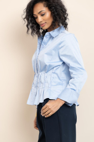 Co'Couture |  Cotton tailored blouse Poppy | blue | Picture 5
