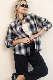 Co'Couture |  Checkered blouse Moby | grey | Picture 6
