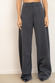 Co'Couture |  Viscose wide leg trousers Susie | grey | Picture 4