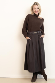 Co'Couture |  Maxi skirt with pleats Luna | brown | Picture 2