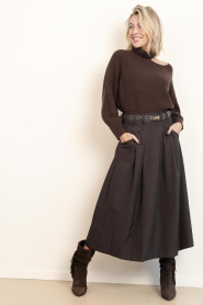 Co'Couture |  Maxi skirt with pleats Luna | brown | Picture 4