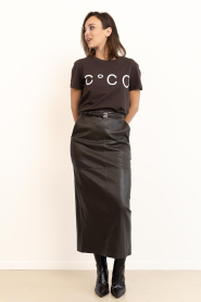 Co'Couture |  Faux leather pencil skirt Gitt | dark brown | Picture 4