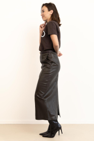 Co'Couture |  Faux leather pencil skirt Gitt | dark brown | Picture 6