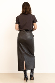 Co'Couture |  Faux leather pencil skirt Gitt | dark brown | Picture 8