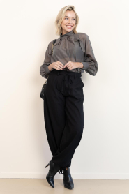 Second Female |  Lyocell top with ruffles Kannika | grey | Picture 3