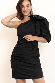 Dante6 |  One-shoulder dress with bow Tami | black | Picture 5