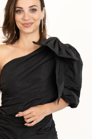 Dante6 |  One-shoulder dress with bow Tami | black | Picture 9