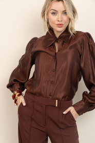 Aaiko |  Shiny blouse with bow Veronne | brown | Picture 5