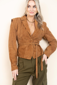 Ibana |  Suède jacket/waistcoat with belt Joyce | camel | Picture 6