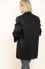 Haute L'Amitié :  Oversized blazer Premiere | black - img9