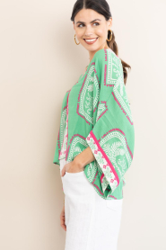 Lola Casademunt :  Viscose top with print Pico | green - img6