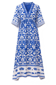 Lola Casademunt |  Maxi dress with print Geo | blue | Picture 1