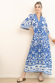 Lola Casademunt |  Maxi dress with print Geo | blue | Picture 9