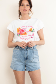 Lola Casademunt :  T-shirt with print Parrot | white - img5