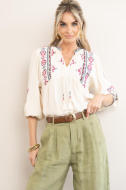 ba&sh :  Top with embroidery Tilt | natural - img5