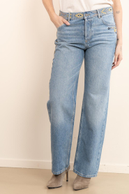 ba&sh |  Denim straight leg jeans with embroidery Rizie | blue | Picture 4
