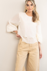 Copenhagen Muse :  Lyocell top with puffed sleeves Tilly | natural - img2