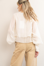 Copenhagen Muse :  Lyocell top with puffed sleeves Tilly | natural - img10