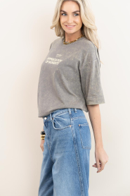 Copenhagen Muse |  Boxy t shirt with print Muse | grey | Picture 7