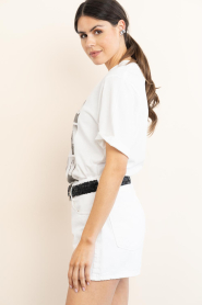 Janice :  T-shirt with print Adam | white - img7