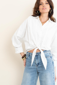 Janice :  Poplin blouse with tied detail David | white - img5