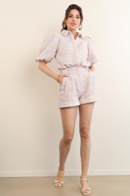 Janice |  Bouclé lurex blouse with puffed sleeves Lars | pink | Picture 4