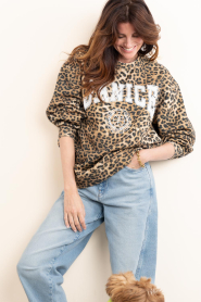 Janice |  Oversized sweater with leopard print Oliver | animal print | Picture 5