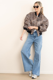 Janice :  Bomber jacket with leopard print Lexx | animal print - img3