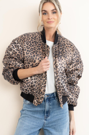 Janice :  Bomber jacket with leopard print Lexx | animal print - img4