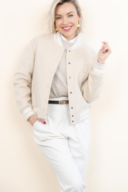 Janice |  Cashmere mix baseball jacket Collin | beige | Picture 4
