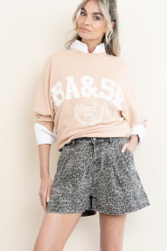 Janice |  Short with leopard print Arthur | animal print | Picture 4