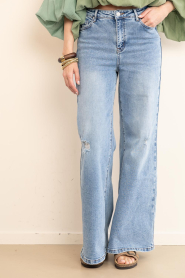 Janice |  Mid waist wide leg jeans Cash | blue | Picture 6