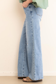 Janice |  Mid waist wide leg jeans Cash | blue | Picture 8