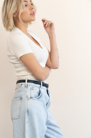 Est'Seven |  Stretch top with V-neck Emma | natural | Picture 7