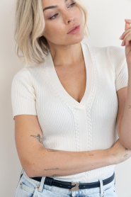 Est'Seven |  Stretch top with V-neck Emma | natural | Picture 8